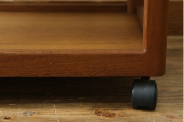 和製ヴィンテージ　希少　青林製作所　チーク無垢材で作られた北欧デザインのワゴン　(R-086692)