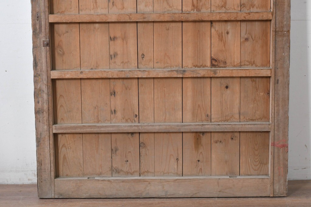 ヴィンテージ建具　昭和中期　鉄板張りの重厚な引き戸　(R-086696)