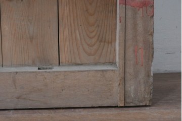 ヴィンテージ建具　昭和中期　鉄板張りの重厚な引き戸　(R-086696)