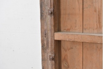 ヴィンテージ建具　昭和中期　鉄板張りの重厚な引き戸　(R-086696)