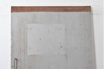 ヴィンテージ建具　昭和中期　鉄板張りの重厚な引き戸　(R-086697)