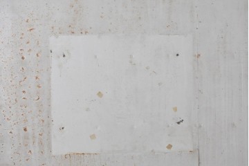 ヴィンテージ建具　昭和中期　鉄板張りの重厚な引き戸　(R-086697)