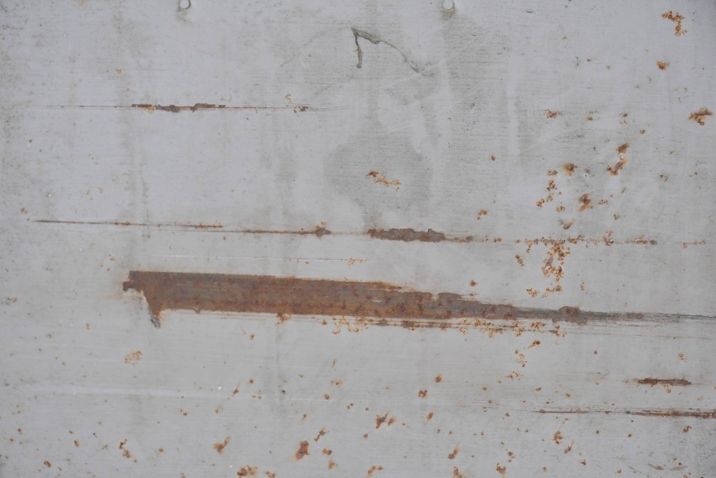 ヴィンテージ建具　昭和中期　鉄板張りの重厚な引き戸　(R-086697)