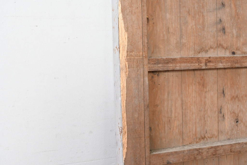 ヴィンテージ建具　昭和中期　鉄板張りの重厚な引き戸　(R-086697)