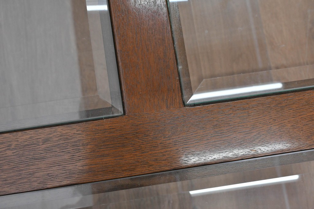 中古　美品　希少な廃番品　カリモク家具(karimoku)　domani(ドマーニ)　Morganton(モーガントン)　印象的なグリッドデザインのスクエア型センターテーブル　(R-086699)