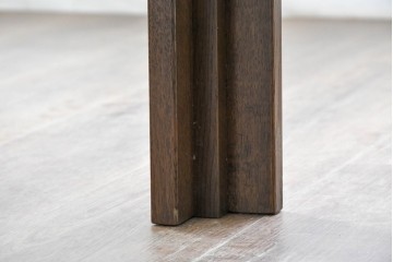 中古　美品　希少な廃番品　カリモク家具(karimoku)　domani(ドマーニ)　Morganton(モーガントン)　印象的なグリッドデザインのスクエア型センターテーブル　(R-086699)