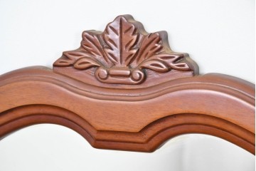 中古　アメリカ　彫刻入り　クラシカルな曲線デザインの三面鏡　(R-086702)