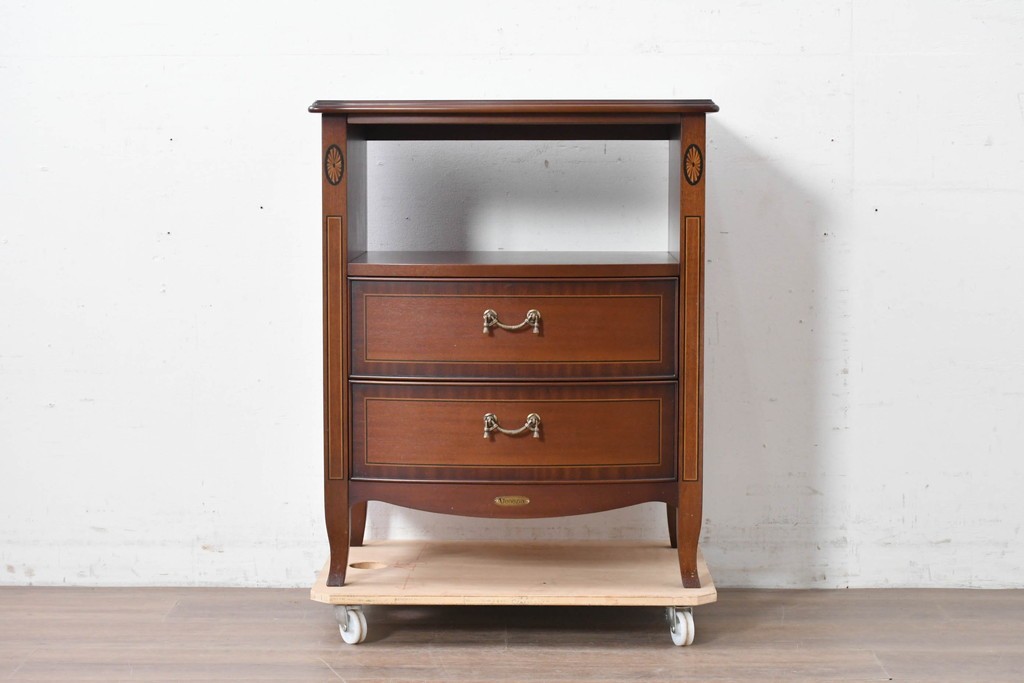 中古　美品　東海家具工業(Tokai Kagu)　ベネチア(Venezia)シリーズ　マホガニー材　ネオクラシカルな気品漂うオープンチェスト　(R-086703)