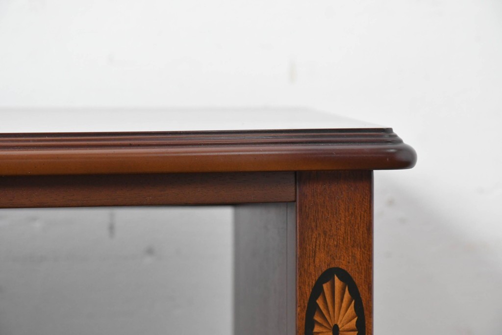 中古　美品　東海家具工業(Tokai Kagu)　ベネチア(Venezia)シリーズ　マホガニー材　ネオクラシカルな気品漂うオープンチェスト　(R-086703)