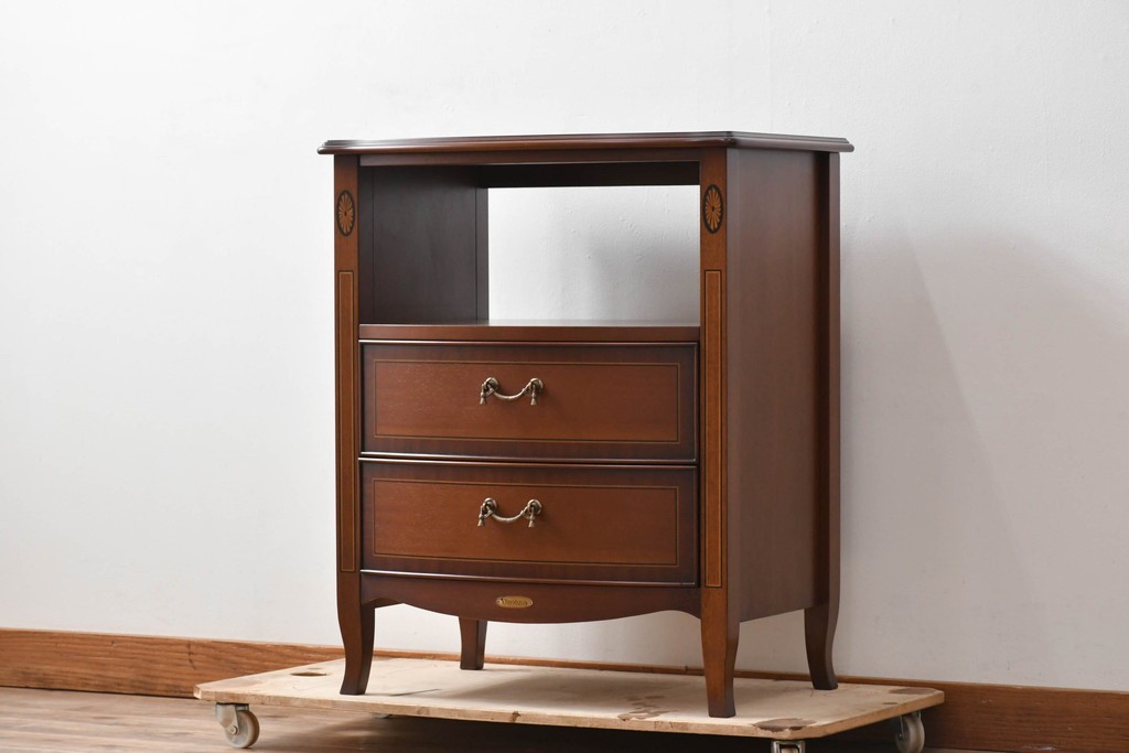 中古　美品　東海家具工業(Tokai Kagu)　ベネチア(Venezia)シリーズ　マホガニー材　ネオクラシカルな気品漂うオープンチェスト　(R-086703)