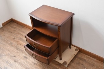 中古　美品　東海家具工業(Tokai Kagu)　ベネチア(Venezia)シリーズ　マホガニー材　ネオクラシカルな気品漂うオープンチェスト　(R-086703)