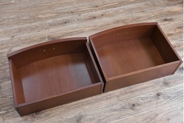 中古　美品　東海家具工業(Tokai Kagu)　ベネチア(Venezia)シリーズ　マホガニー材　ネオクラシカルな気品漂うオープンチェスト　(R-086703)
