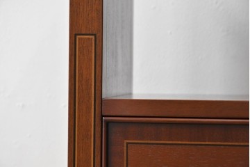 中古　美品　東海家具工業(Tokai Kagu)　ベネチア(Venezia)シリーズ　マホガニー材　ネオクラシカルな気品漂うオープンチェスト　(R-086703)