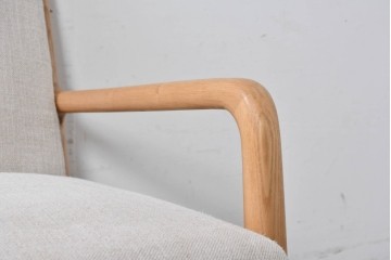 中古　美品　ZARA HOME(ザラホーム)　アッシュウッド材のフレームがおしゃれなリネンアームチェアとオットマンのセット　定価約9万3千円　(R-086709)