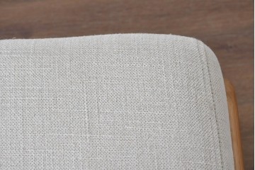 中古　美品　ZARA HOME(ザラホーム)　アッシュウッド材のフレームがおしゃれなリネンアームチェアとオットマンのセット　定価約9万3千円　(R-086709)