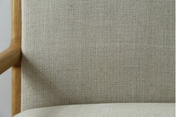 中古　美品　ZARA HOME(ザラホーム)　アッシュウッド材のフレームがおしゃれなリネンアームチェアとオットマンのセット　定価約9万3千円　(R-086709)