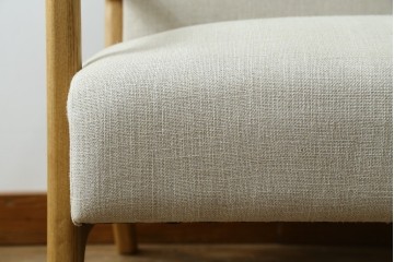 中古　美品　ZARA HOME(ザラホーム)　アッシュウッド材のフレームがおしゃれなリネンアームチェアとオットマンのセット　定価約9万3千円　(R-086709)