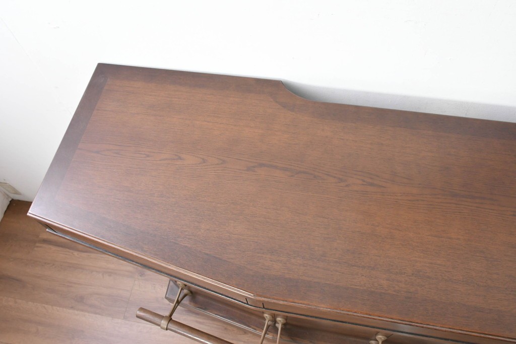 中古　美品　激レア希少モデル!!　カリモク家具(karimoku)　domani(ドマーニ)　Morganton(モーガントン)　フットレール付きバーカウンターテーブル　定価100万円以上　(R-086715)