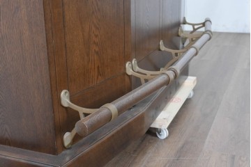 中古　美品　激レア希少モデル!!　カリモク家具(karimoku)　domani(ドマーニ)　Morganton(モーガントン)　フットレール付きバーカウンターテーブル　定価100万円以上　(R-086715)