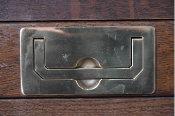 中古　美品　激レア希少モデル!!　カリモク家具(karimoku)　domani(ドマーニ)　Morganton(モーガントン)　フットレール付きバーカウンターテーブル　定価100万円以上　(R-086715)