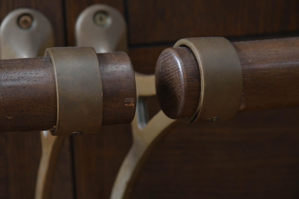 中古　美品　激レア希少モデル!!　カリモク家具(karimoku)　domani(ドマーニ)　Morganton(モーガントン)　フットレール付きバーカウンターテーブル　定価100万円以上　(R-086715)