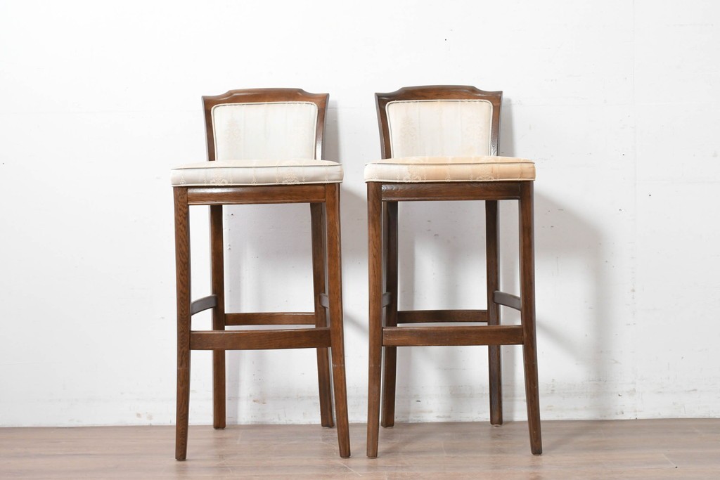 中古　希少　カリモク家具(karimoku)　domani(ドマーニ)　Morganton(モーガントン)　織り柄ファブリックが上品なカウンターチェア2脚セット　(R-086716)