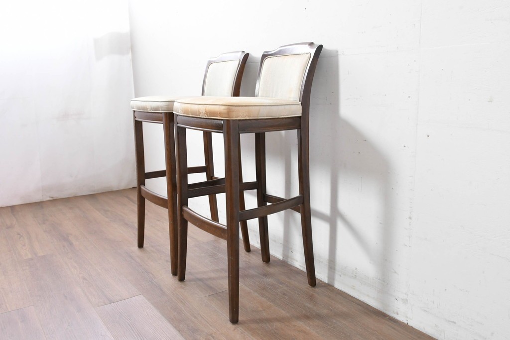 中古　希少　カリモク家具(karimoku)　domani(ドマーニ)　Morganton(モーガントン)　織り柄ファブリックが上品なカウンターチェア2脚セット　(R-086716)