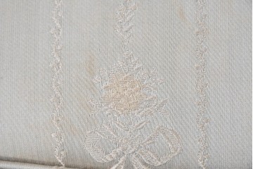 中古　希少　カリモク家具(karimoku)　domani(ドマーニ)　Morganton(モーガントン)　織り柄ファブリックが上品なカウンターチェア2脚セット　(R-086716)