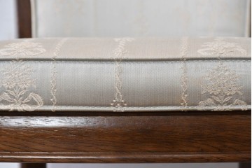 中古　希少　カリモク家具(karimoku)　domani(ドマーニ)　Morganton(モーガントン)　織り柄ファブリックが上品なカウンターチェア2脚セット　(R-086716)