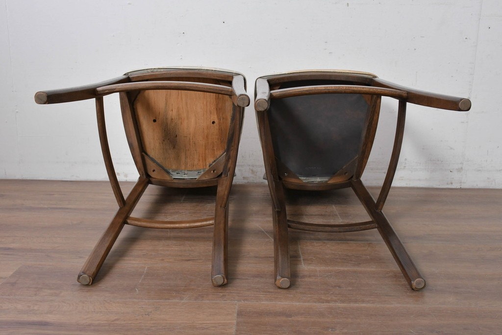 中古　希少　カリモク家具(karimoku)　domani(ドマーニ)　Morganton(モーガントン)　織り柄ファブリックが上品なカウンターチェア2脚セット　(R-086716)