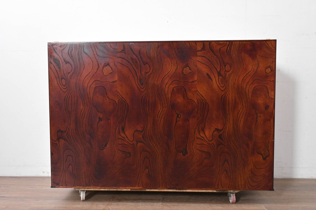 《天板・台輪取り付け加工費込み》　中古　美品　岩谷堂箪笥　菊幸　重厚な錠前金具が目を引く衣装盆5杯の着物箪笥　(R-086720)