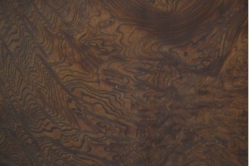 和製アンティーク　前面欅(ケヤキ)材　上杢!　引き出し3杯付きの関東水屋箪笥サイドボード　(R-086723)