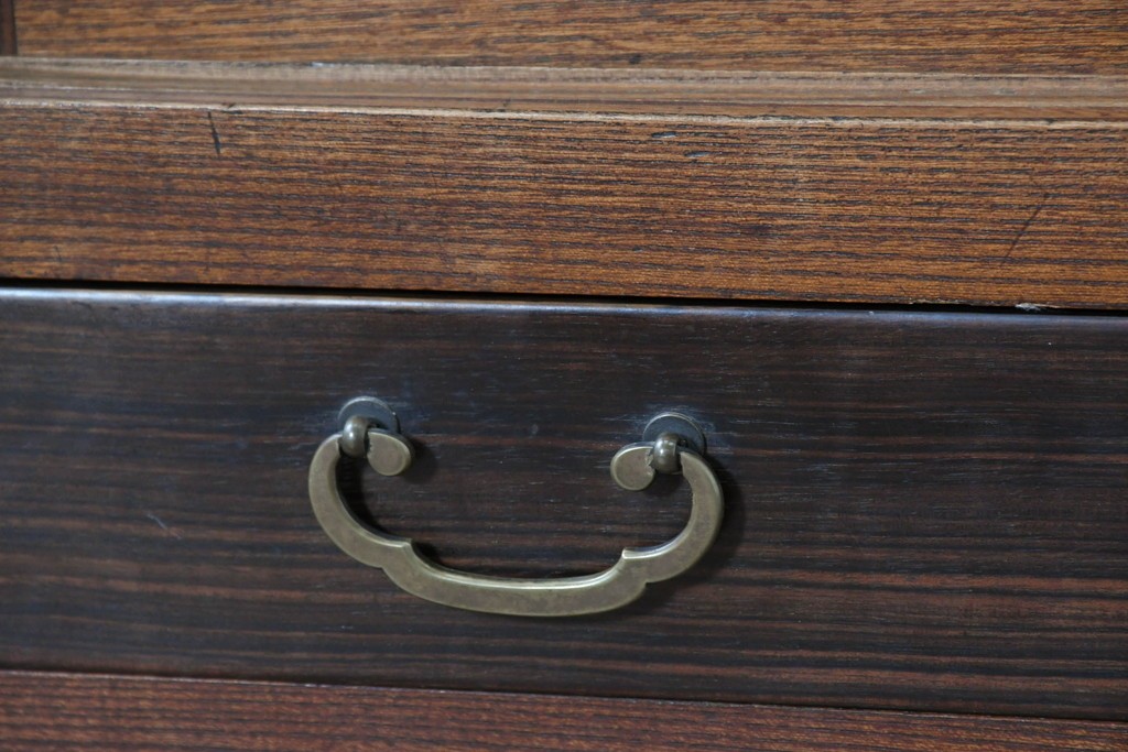 和製アンティーク　前面欅(ケヤキ)材　上杢!　引き出し3杯付きの関東水屋箪笥サイドボード　(R-086723)