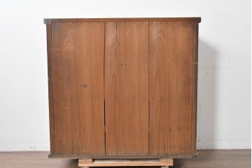 和製アンティーク　前面欅(ケヤキ)材　上杢!　違い棚付きの関東水屋箪笥サイドボード　(R-086724)