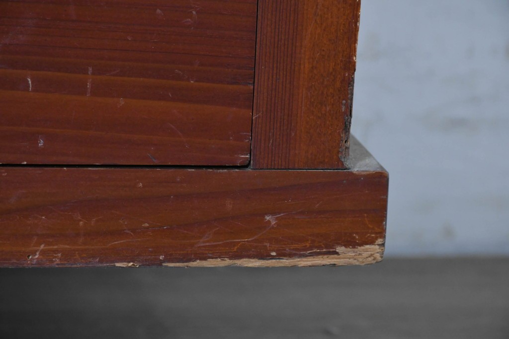 和製アンティーク　レトロな引き出し付きガラス戸棚　(R-086729)