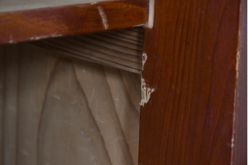 和製アンティーク　レトロな引き出し付きガラス戸棚　(R-086729)