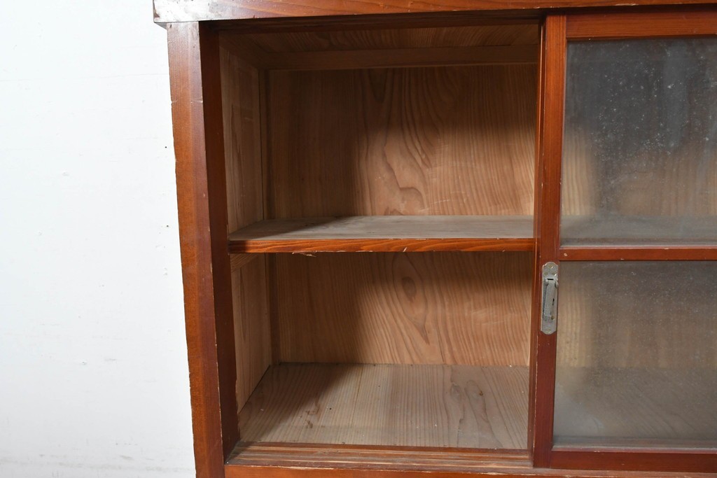 和製アンティーク　レトロな引き出し付きガラス戸棚　(R-086729)