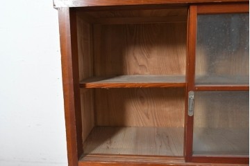 和製アンティーク　レトロな引き出し付きガラス戸棚　(R-086729)