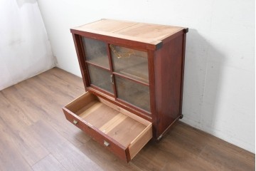 和製アンティーク　レトロな引き出し付きガラス戸棚　(R-086732)