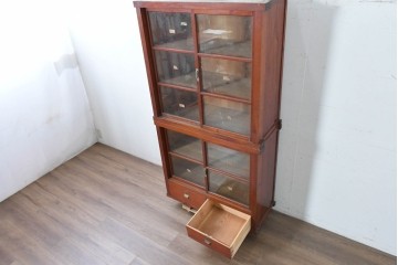 和製アンティーク　レトロな引き出し付き重ねガラス戸棚　(R-086733)