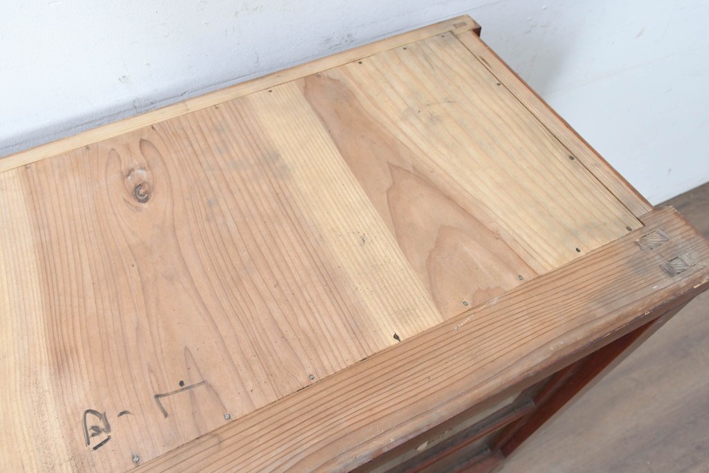 和製アンティーク　レトロな引き出し付きガラス戸棚　(R-086735)