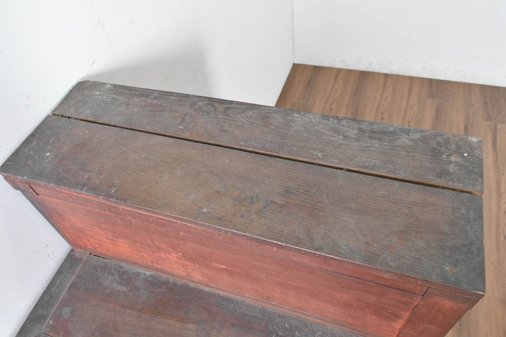 和製アンティーク　収納力に優れた実用的な造りの階段箪笥　(R-086736)