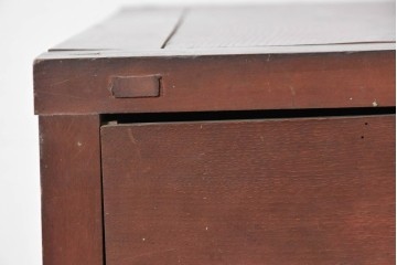 和製アンティーク　収納力に優れた実用的な造りの階段箪笥　(R-086736)