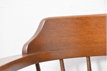 中古　美品　柏木工(KASHIWA、かしわ)　楢(ナラ)材　木の温もりあふれるキャプテンチェア2脚セット　(R-086743)