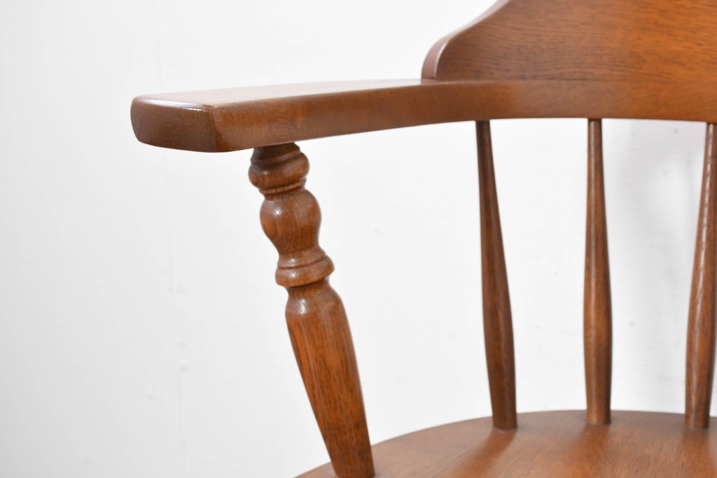 中古　美品　柏木工(KASHIWA、かしわ)　楢(ナラ)材　木の温もりあふれるキャプテンチェア2脚セット　(R-086743)