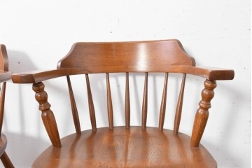 中古　美品　柏木工(KASHIWA、かしわ)　楢(ナラ)材　木の温もりあふれるキャプテンチェア2脚セット　(R-086743)