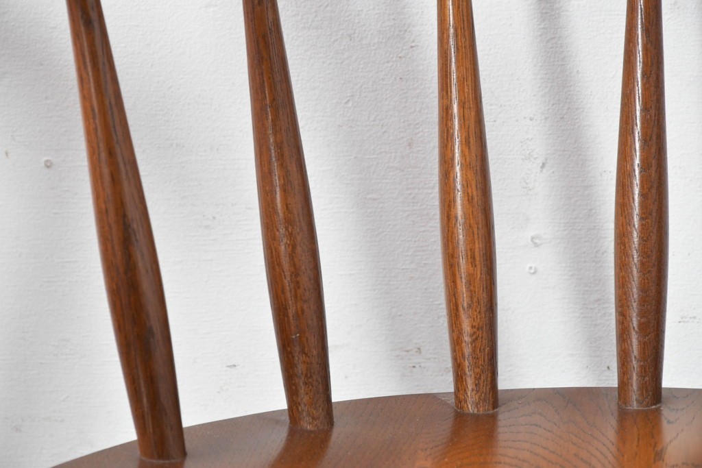 中古　美品　柏木工(KASHIWA、かしわ)　楢(ナラ)材　木の温もりあふれるキャプテンチェア2脚セット　(R-086743)