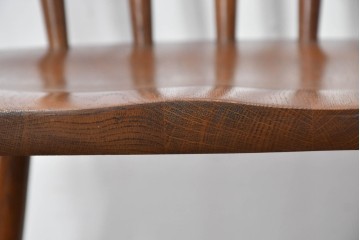 中古　美品　柏木工(KASHIWA、かしわ)　楢(ナラ)材　木の温もりあふれるキャプテンチェア2脚セット　(R-086743)