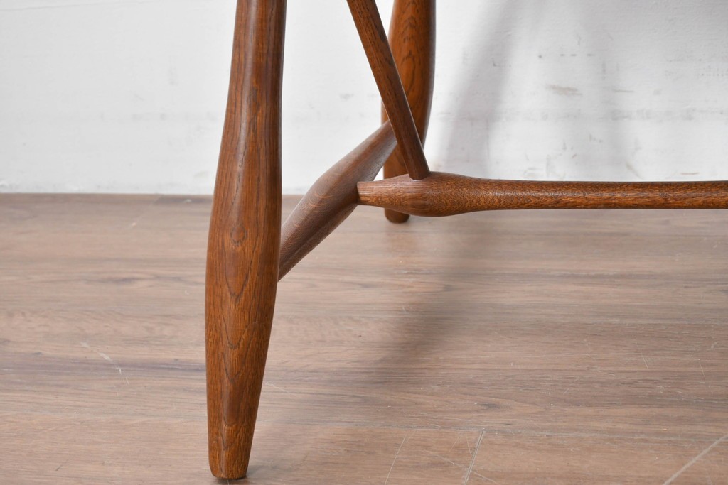 中古　美品　柏木工(KASHIWA、かしわ)　楢(ナラ)材　木の温もりあふれるキャプテンチェア2脚セット　(R-086743)