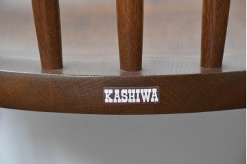 中古　美品　柏木工(KASHIWA、かしわ)　楢(ナラ)材　木の温もりあふれるキャプテンチェア2脚セット　(R-086743)